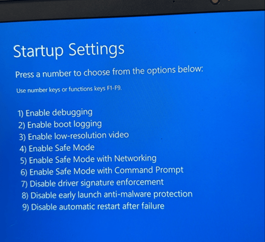 Keyboard Press numerical Key 4 - startup settings
